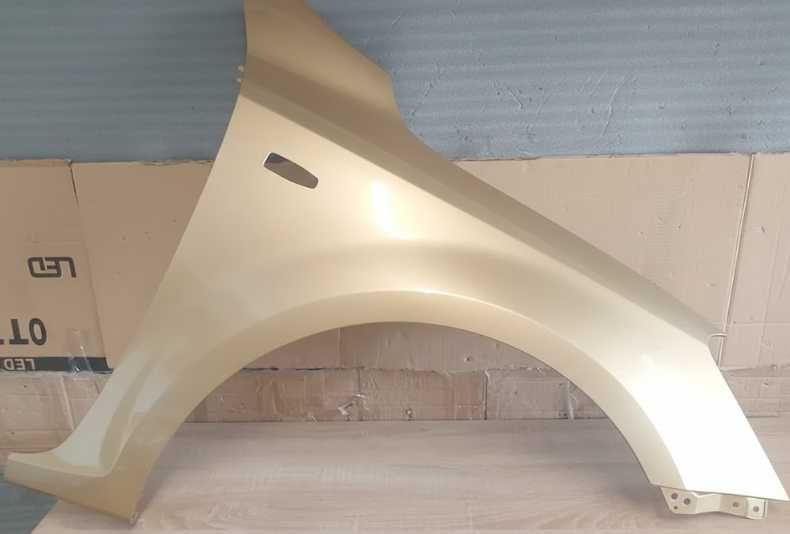 Aripa Fata Dreapta Kia Sportage 2008-2014 (N1 (Auriu))