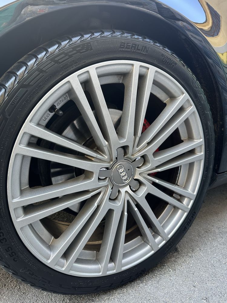 AUDI Джанти с гуми 19/5х112