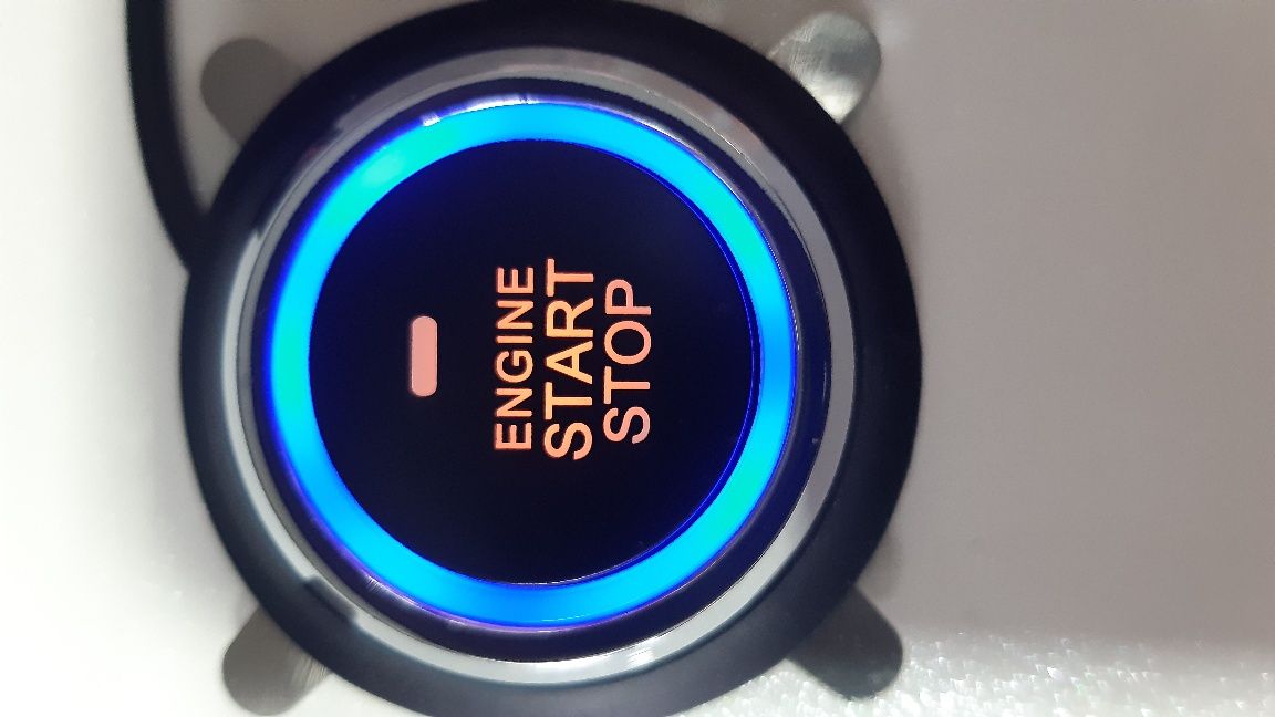 Старт-стоп (push) кнопка для 12v автомобиля.