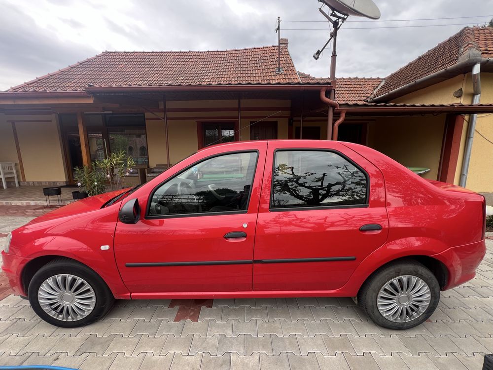 Dacia logan benzina 1.2 an 2010