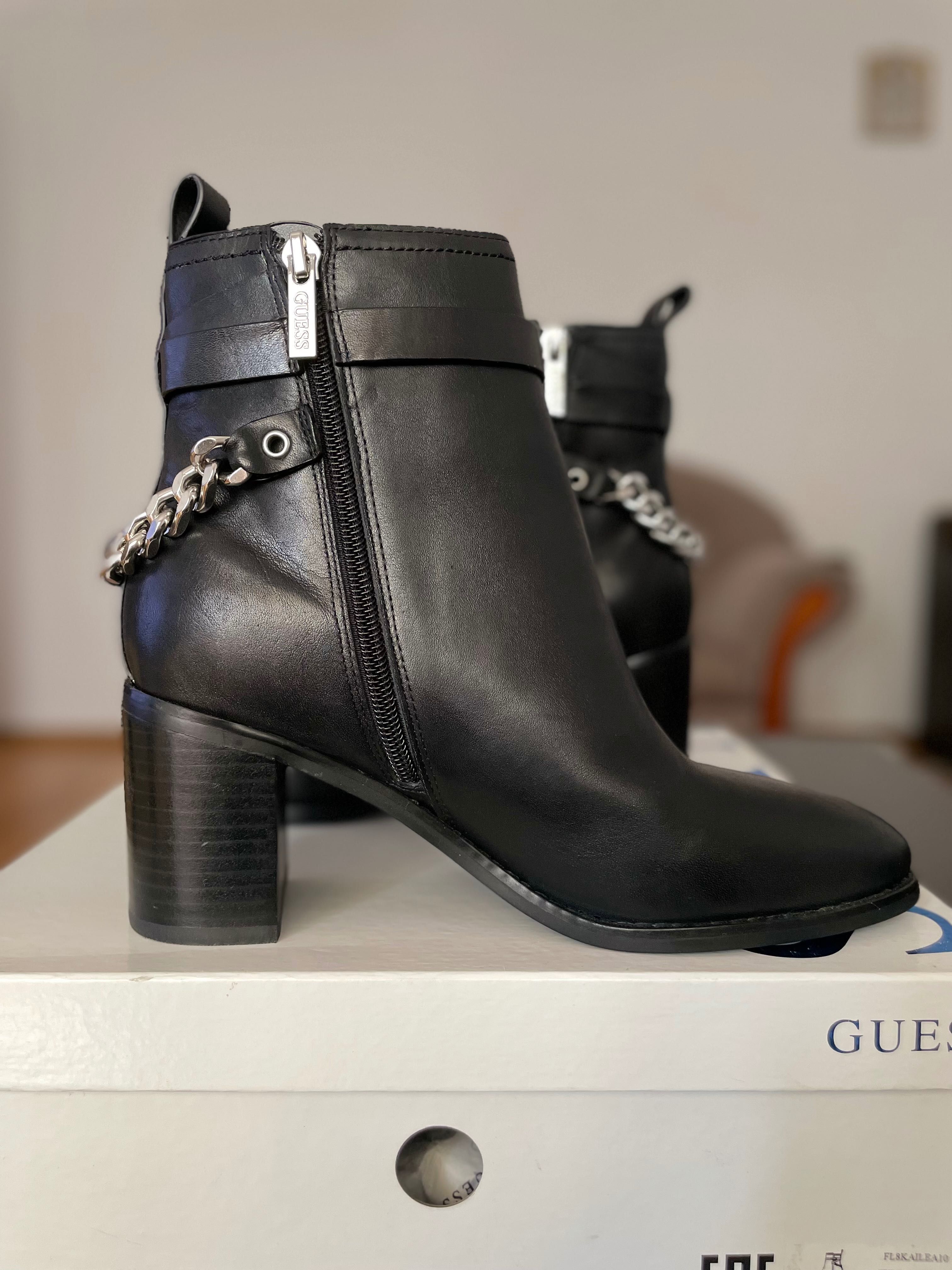 Botine Guess de piele