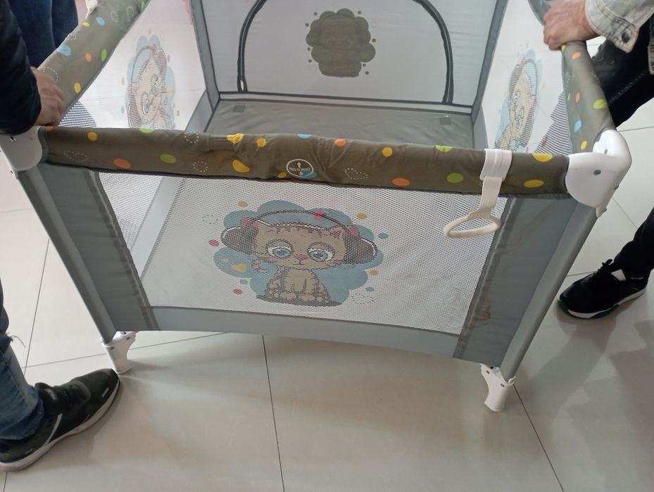 Se vinde masa copii+ țarc in perfecta satre, 1000 de lei negociabil