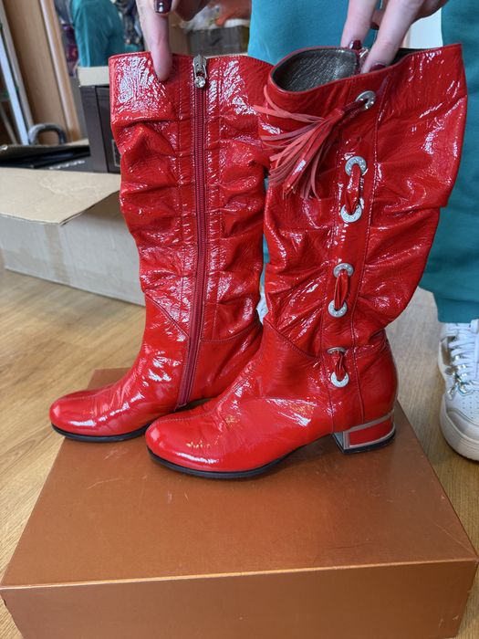 Продам сапоги производство Италия