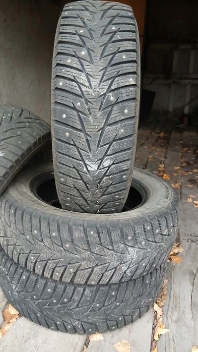Зимние шины,шины на 14 ,колёса ,резина зимние