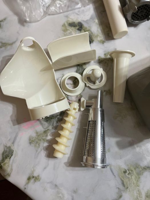 Продам мясорубку