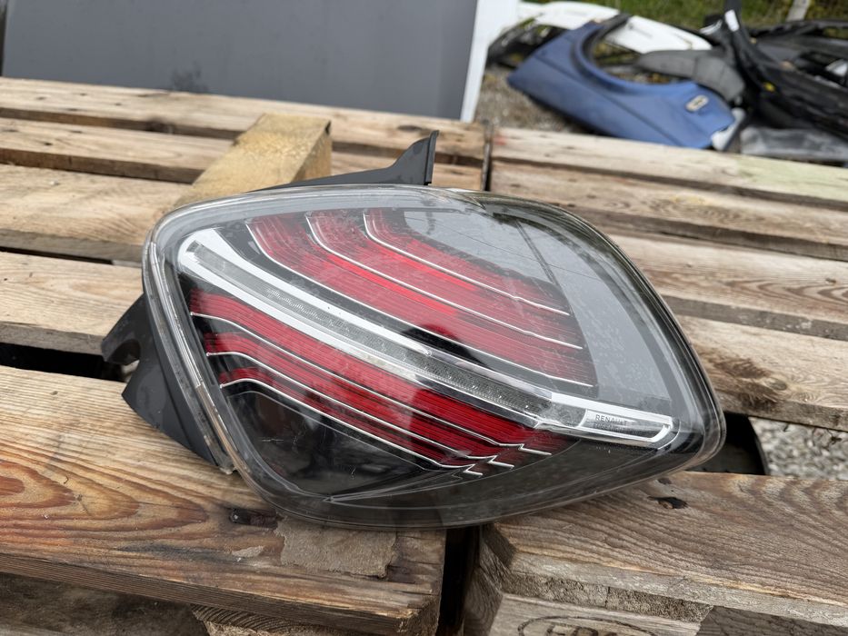 Стоп Renault Zoe