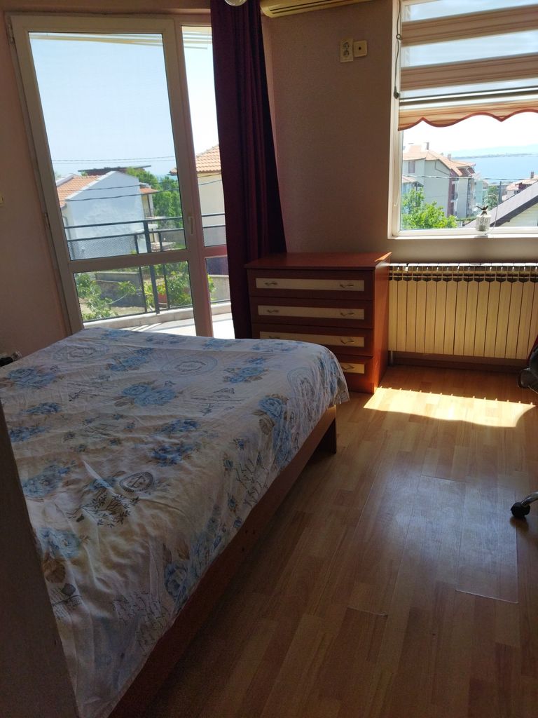 Дава се под наем Тристаен апартамент в Свети Влас - 80 кв.м за 510 € - Снимка #6