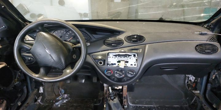 Grila radiator BBB Ford Focus prima generatie