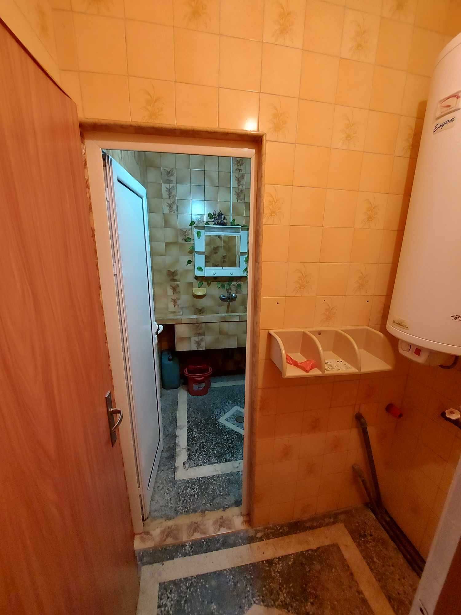 Тристаен апартамент, 89кв.м, кв. Боровец