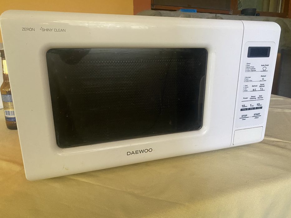 Cuptor cu microunde Daewoo