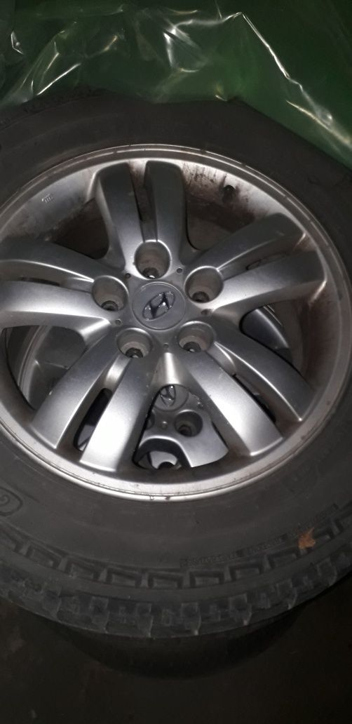 Janta aliaj sh 6.5Jx16 si anvelopa 215sau  235/60/r16 Tucson, Sportage