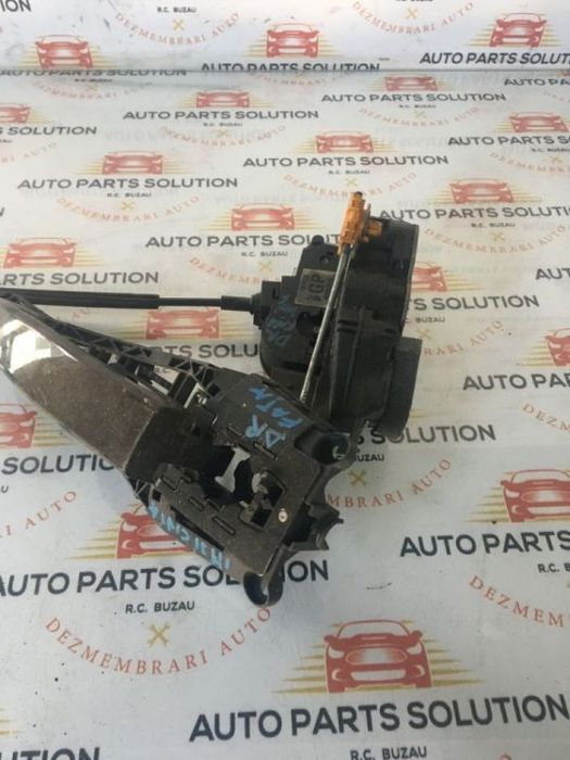 broasca usa dreapta fata Opel Insignia