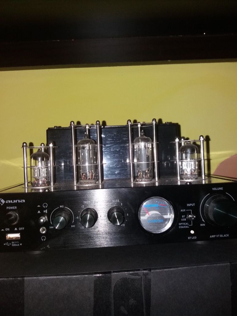 Auna Tube Amplifier si Bose 301