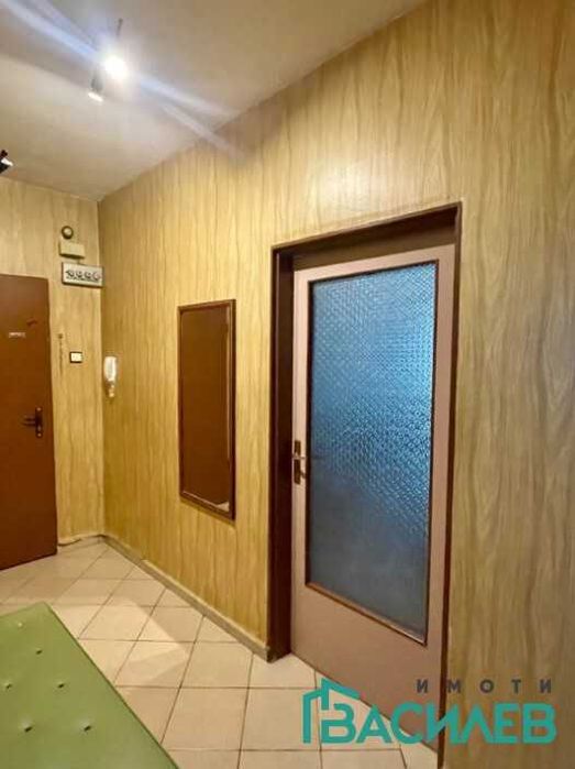 Продава 3-СТАЕН
град София, Връбница 1