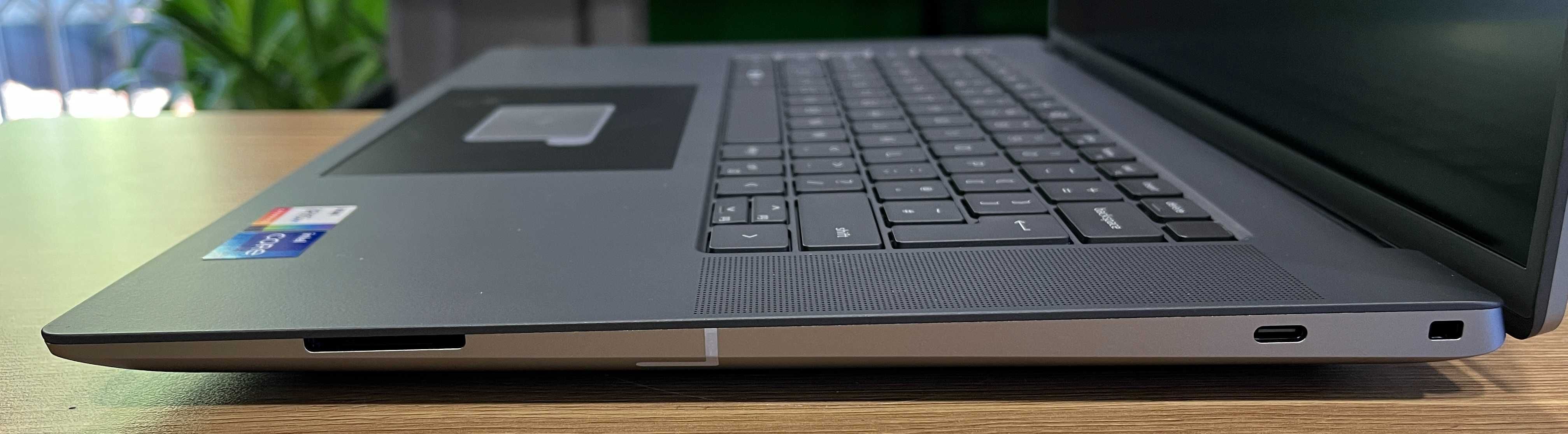 DELL Precision Workstation 5680 CTO. Core i7-13800H 4.0/5.2 GHz. НОВЫЙ