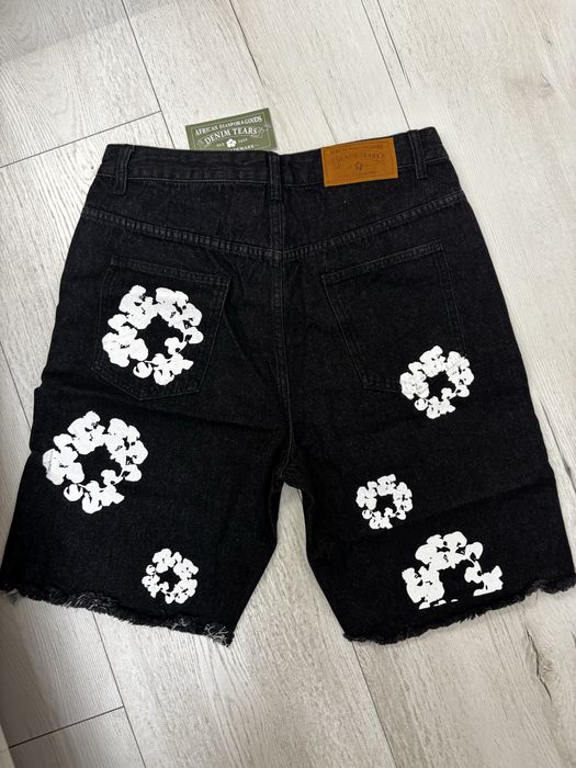 Denim Tears къси дънки.