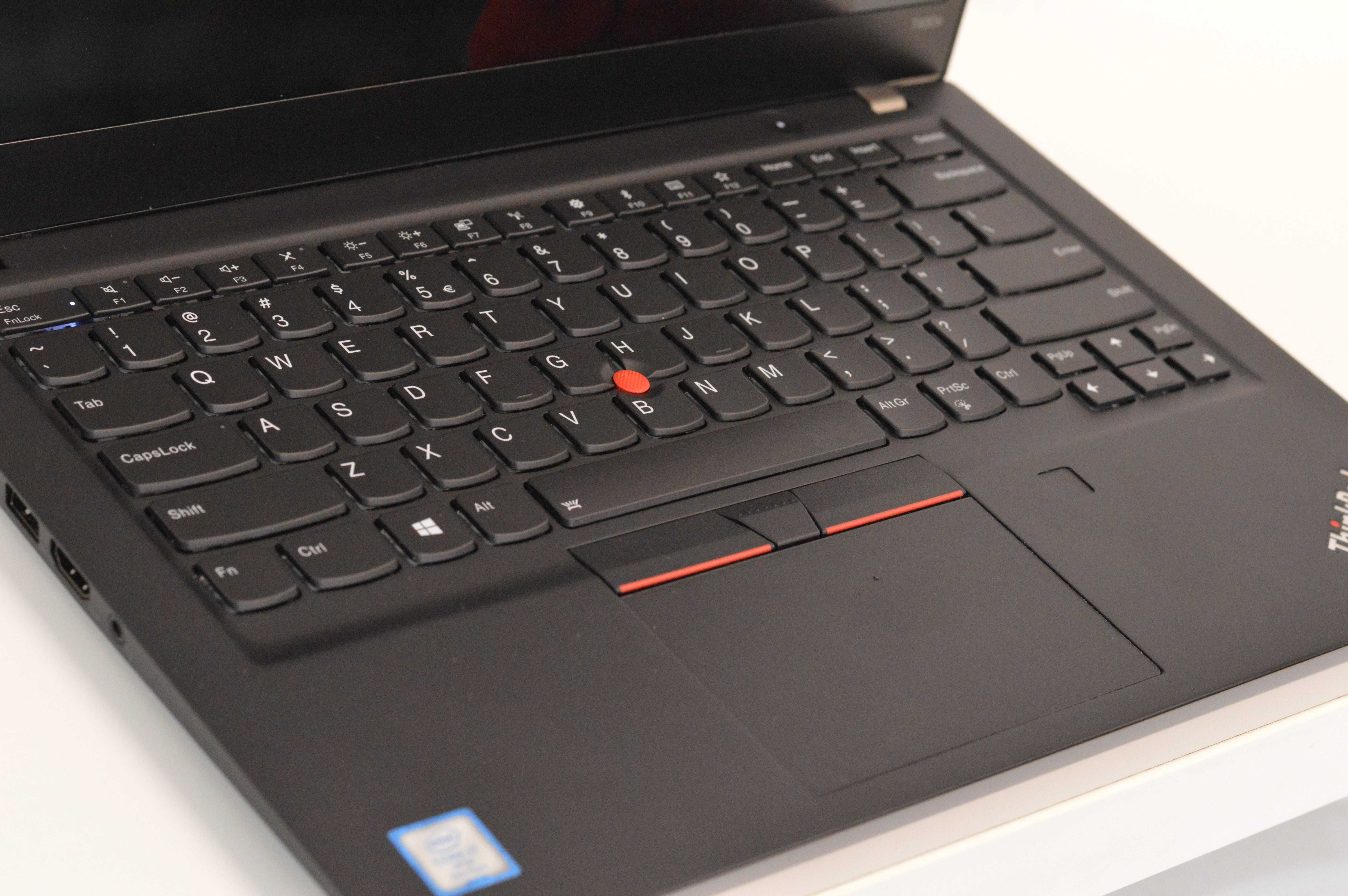 Лаптоп Lenovo ThinkPad T490s-Intel Core i7-8365U / 8GB RAM / 256GB SSD