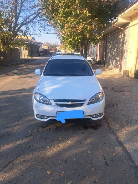 gentra 2015 yil evro 1 avtamat xolati yaxshi udari yoq kraska yoq