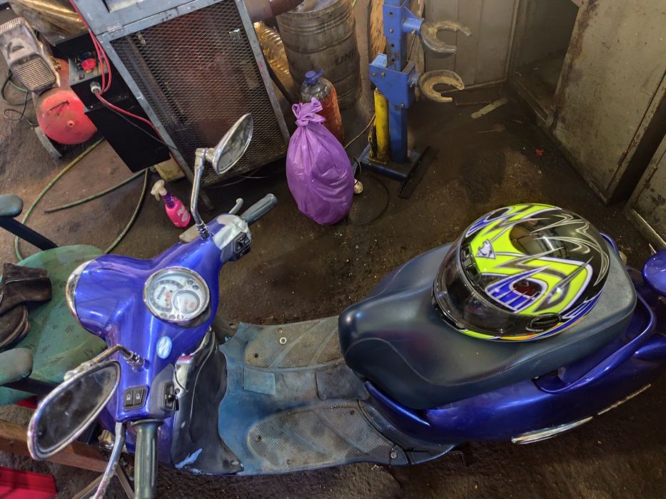 Vând 2 scutere Havana  sau piese din ele