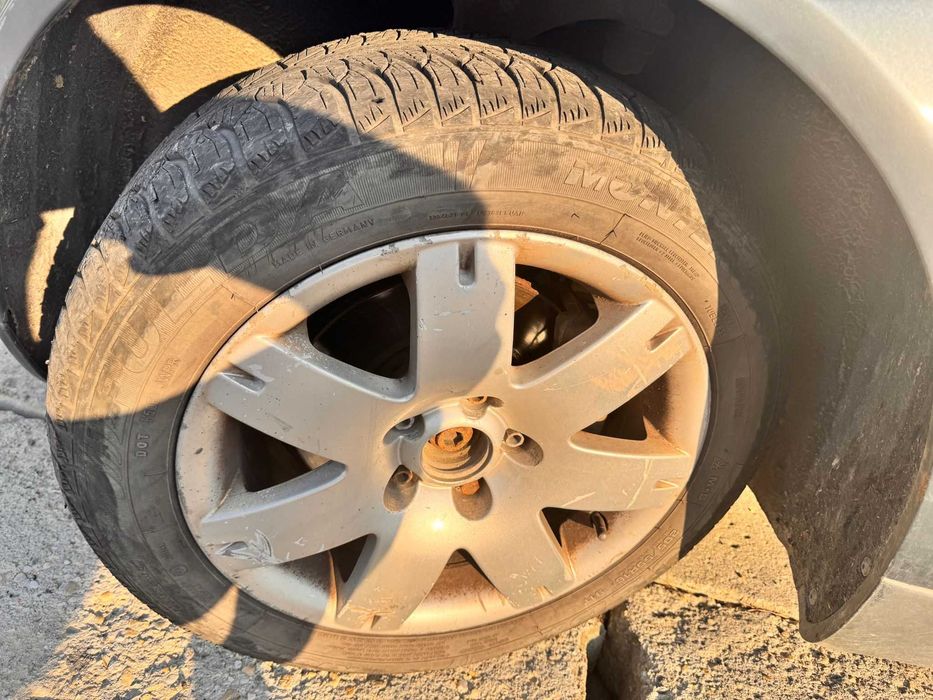 AUDI A4 2003 4x4 permanent 1.9L