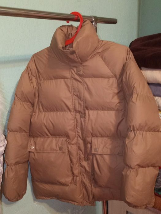 Супер куртка, оригинал, кам кийилган»