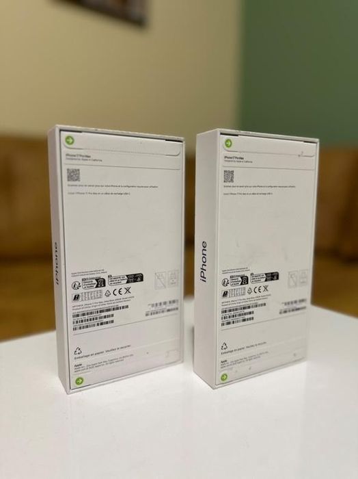 НОВ! iPhone 17 Pro Max 256GB Deep Blue