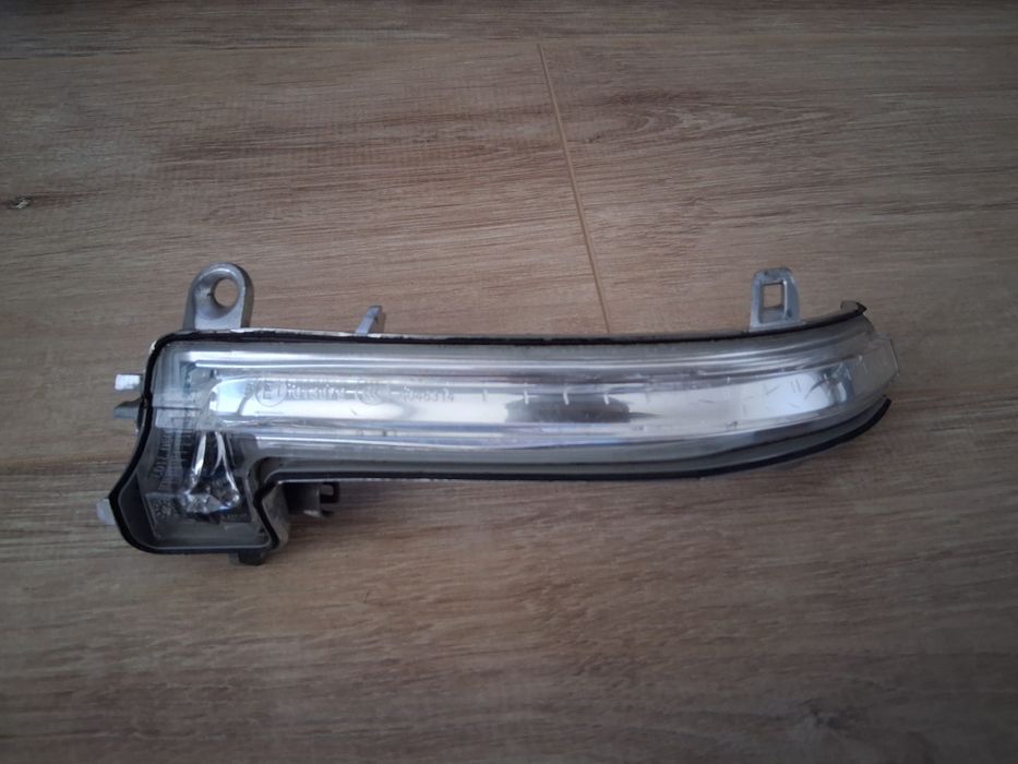 Оригинален мигач за странично огледало BMW F20, F21, F22, F30, F31,