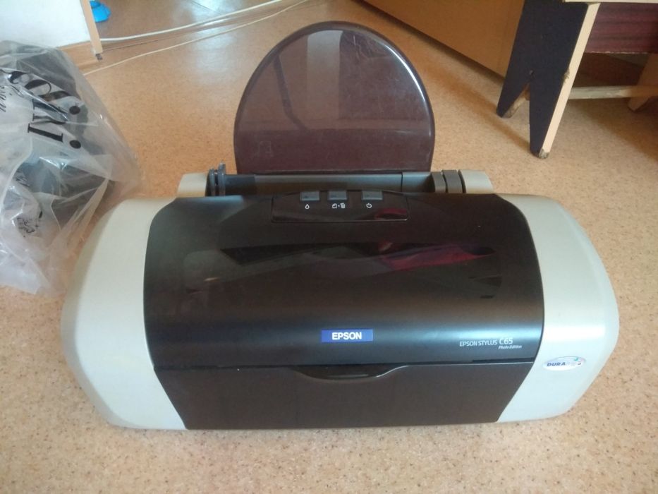 Цветной принтер Epson Stylus C65