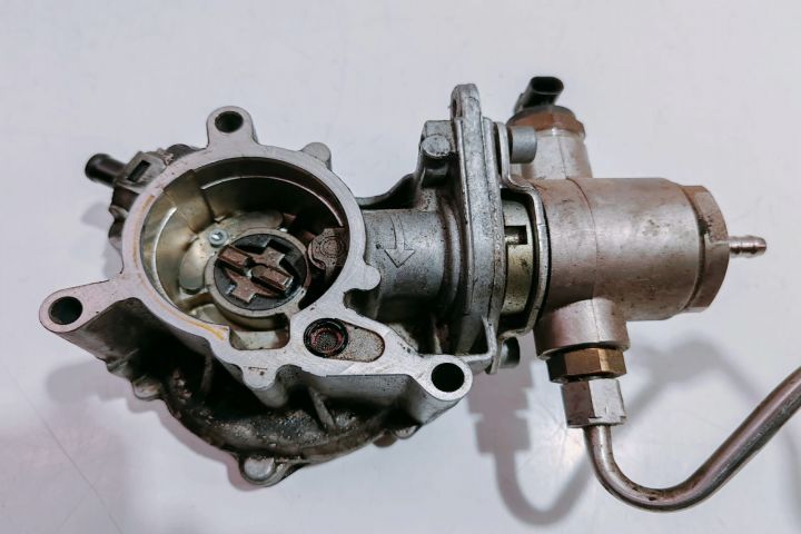 Pompa Vacuum  06J145100C Audi A4 B8/8K