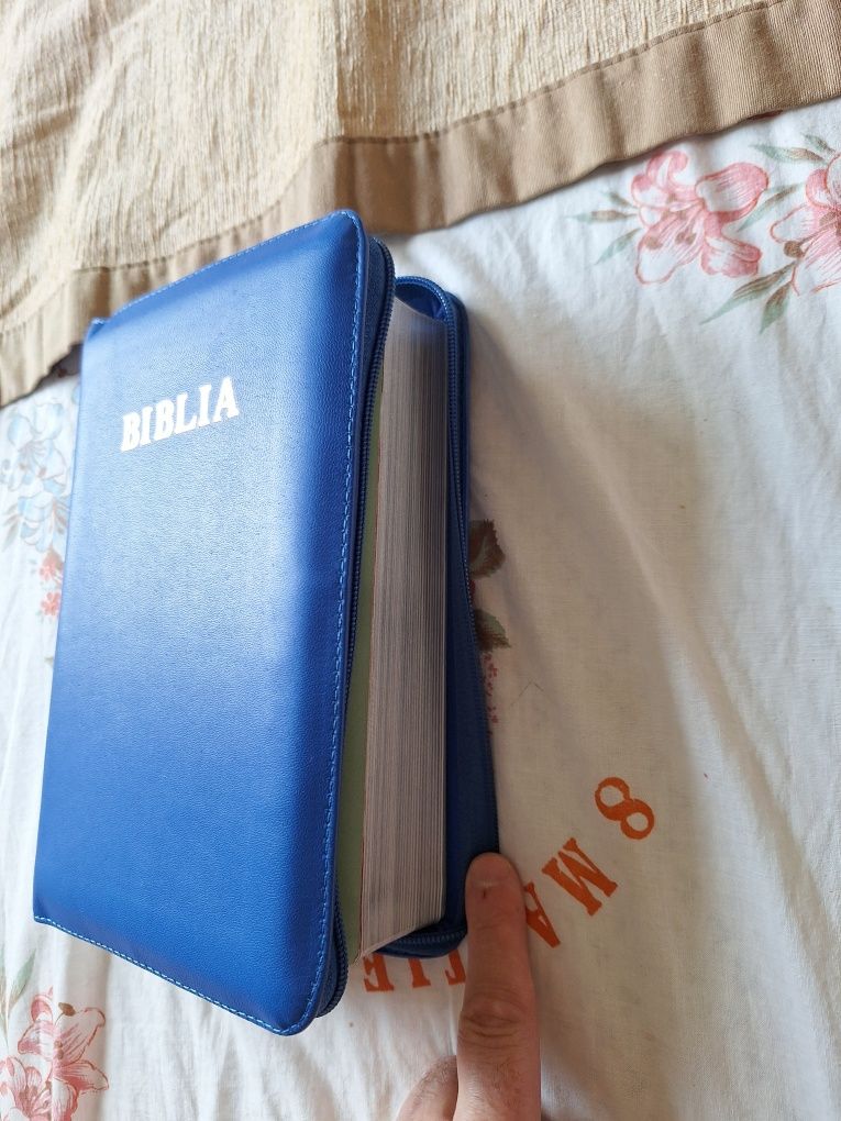 Biblia pentru femei