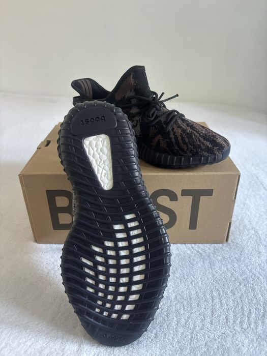 Adidas Yeezy Boost 350 V2 MxRock
