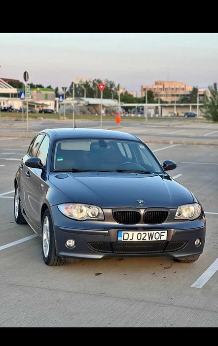 Vând bmw seria 1 , masina se poate vedea in Craiova