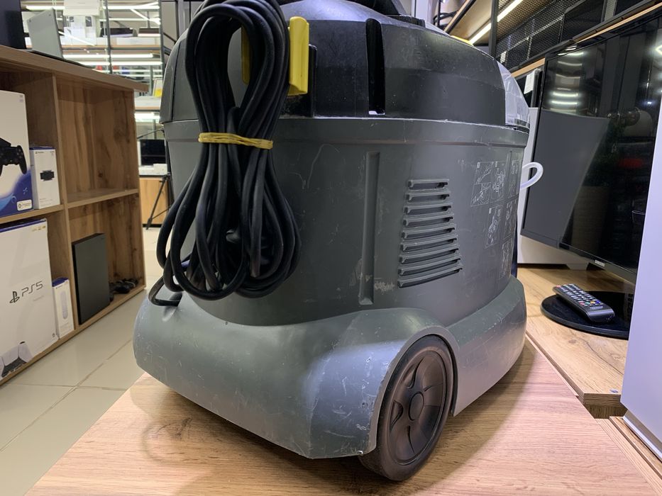 Моющий пылесос Karcher Puzzi 8/1 C, серый, 1167/А10