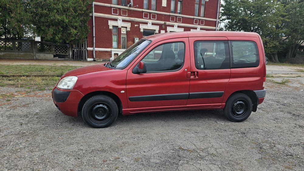 Citroen berlingo An 2007 5 locuri 1.6 motorina