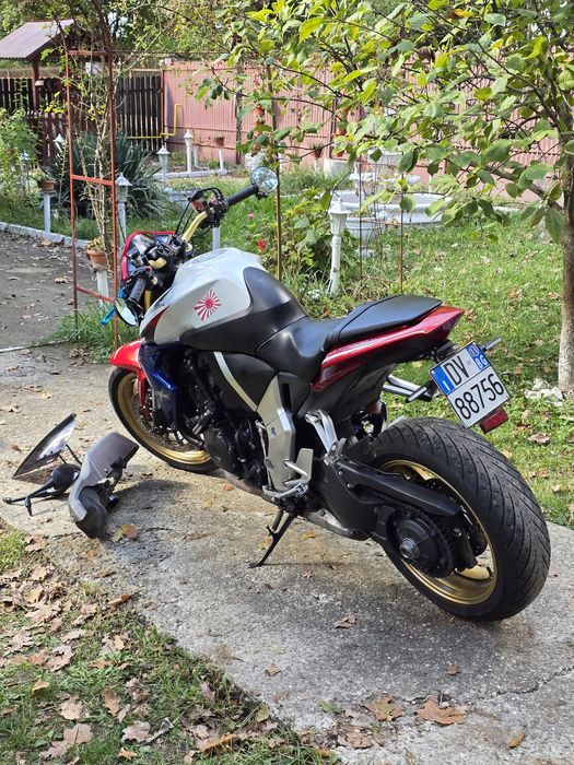 HONDA CB 1000R 2011 EDITIE HRC EXTREME stare foarte buna