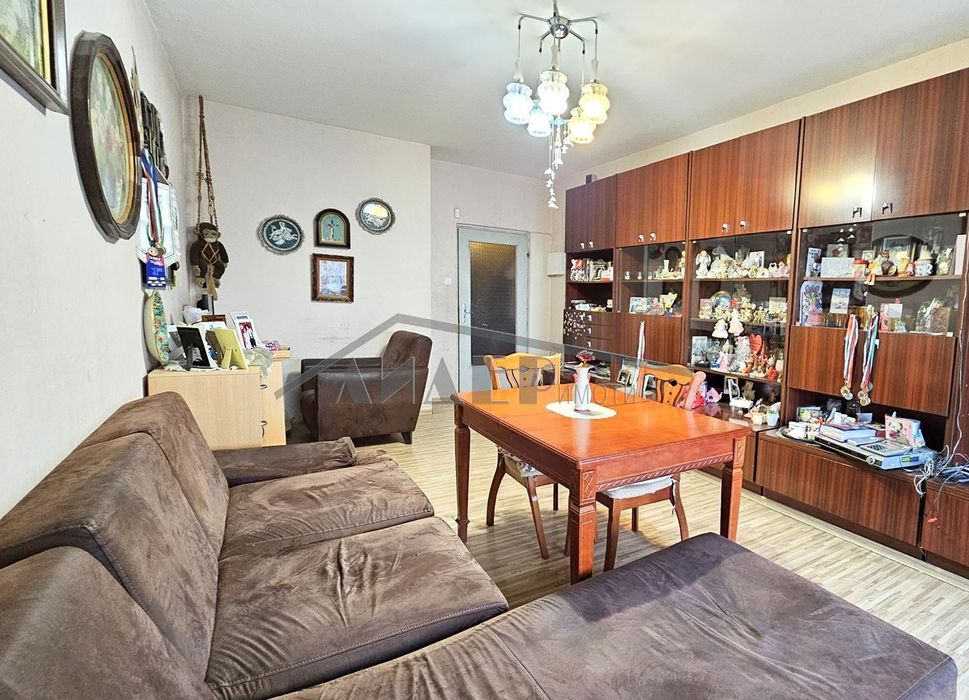 Продава се Тристаен апартамент в Пловдив, Кършияка - 92 кв.м за 1403 €/кв.м - Снимка #3