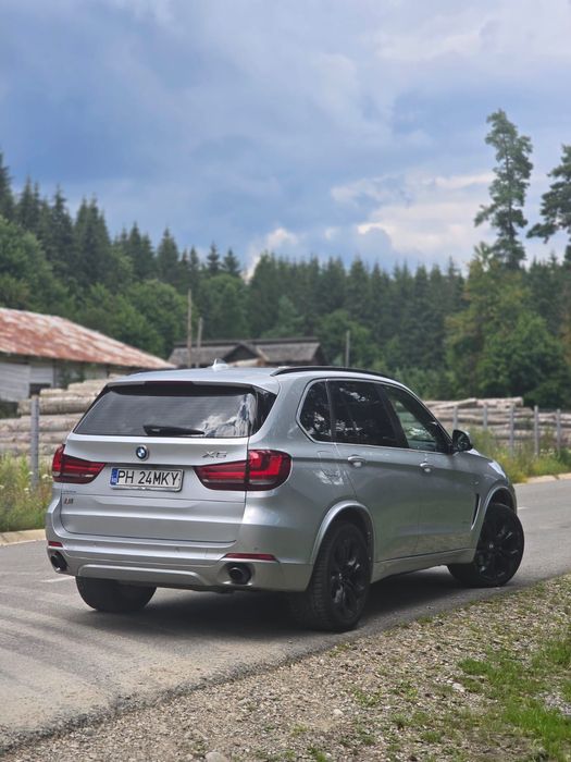 Vand Bmw x5 f15 2015 2.5 xdrive Pachet M