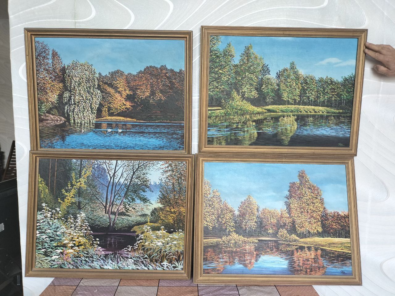 Картина маслом 60х45, ручная работа, в рамке. Отличное состояние.
Разм