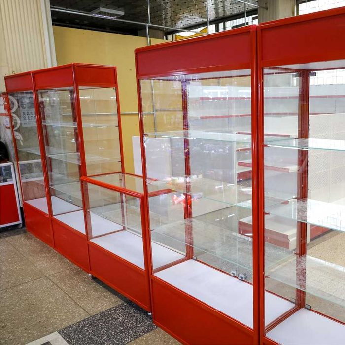 Витрина торговая из профиля и стекла, Акция, прилавки, для магазина