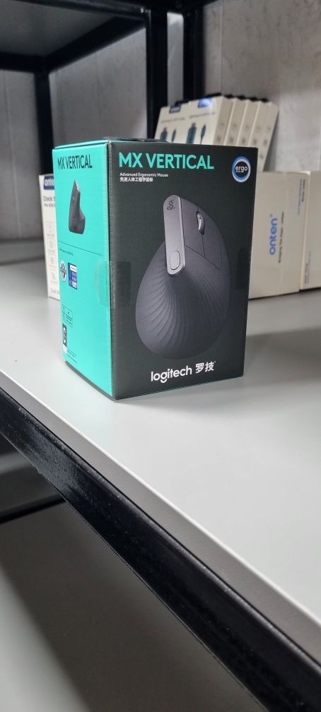 Беспроводная вертикальная мышь Logitech MX Vertical