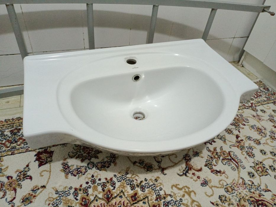 Раковина в санузел