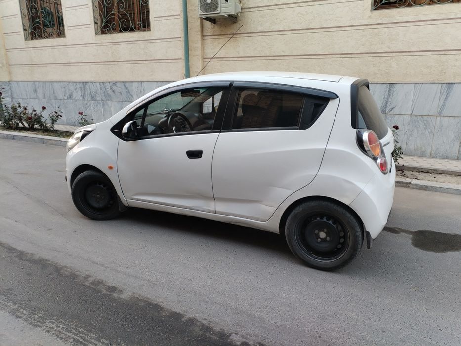 spark sotiladi 1 pozitsa