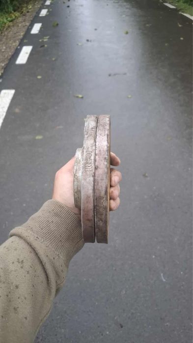 distantiere auto masina foarte ok