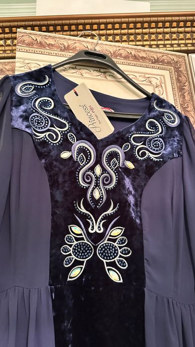 Платье для женщин красивое