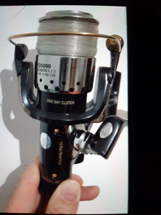 Vând mulineta pentru pescari