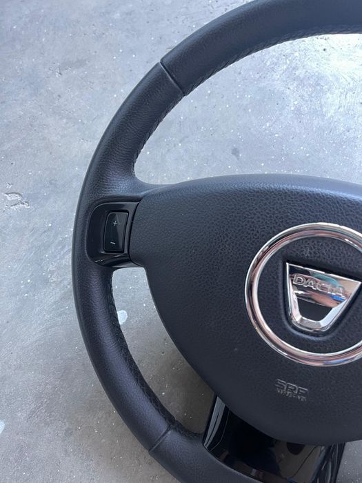 Volan cu comenzi dacia duster 1