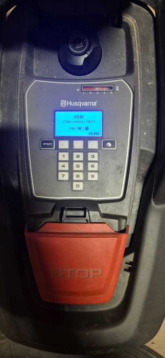 Robot de tuns gazon/iarba Husqvarna Automower 105, aproape nefolosit