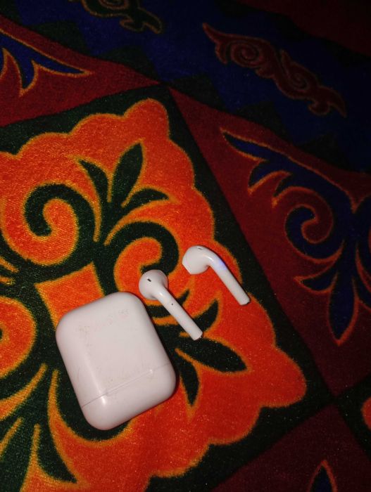 Продам Airpods наушники