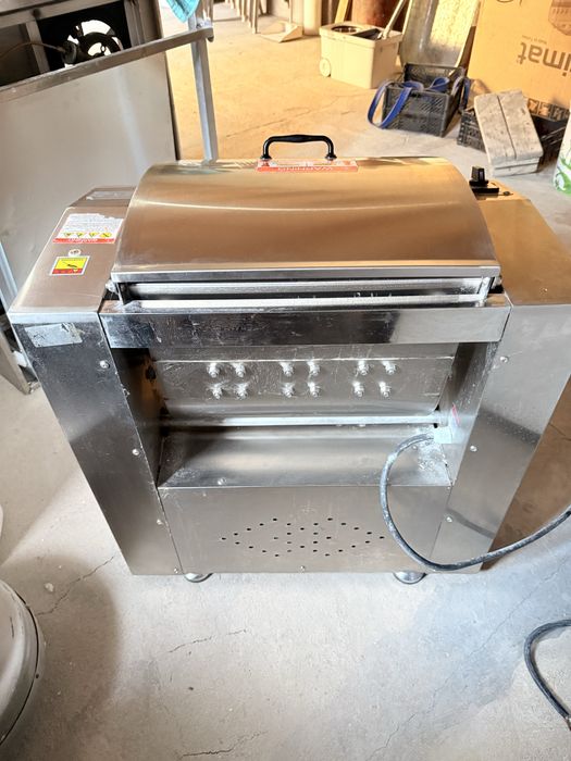 Продается тестомес тесто