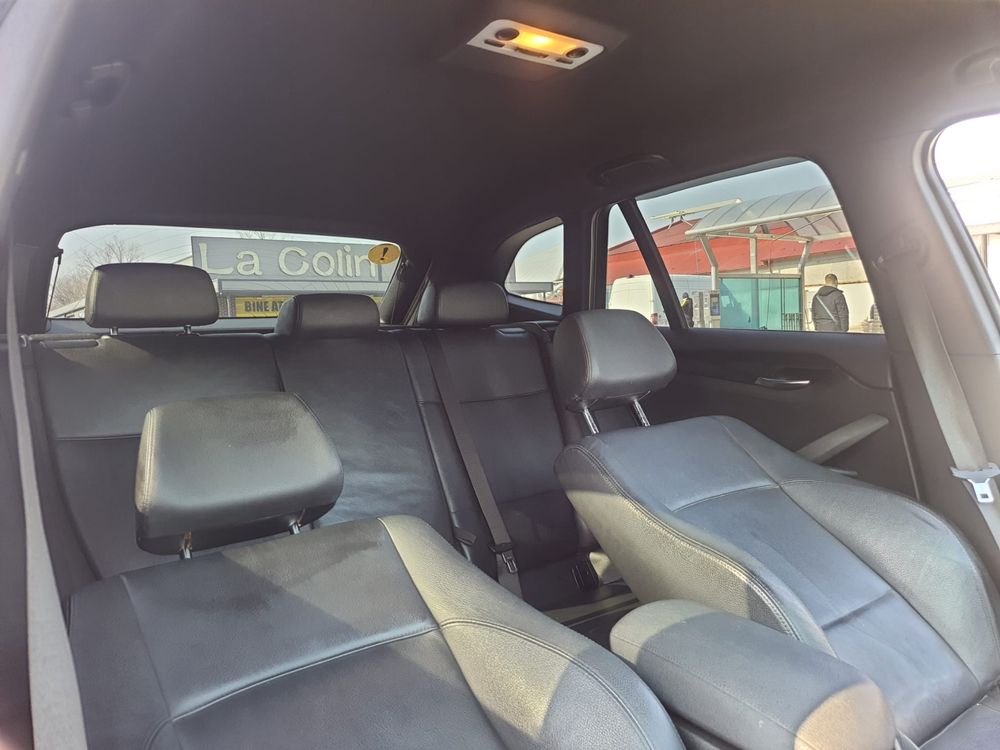 Vând bmw x1 e84 23d,cutie automată.